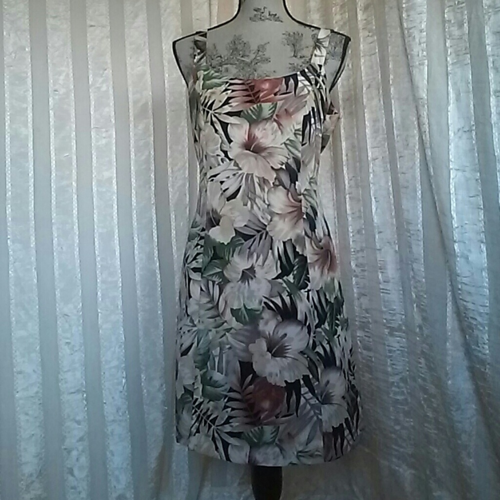 Dressbarn Tropical Flower Palm Print Dress Romper
